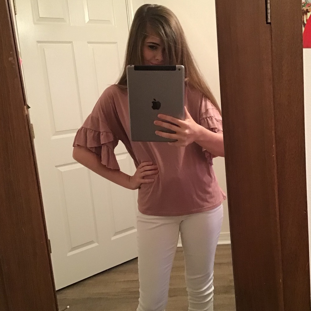 Ruffle sleeved top